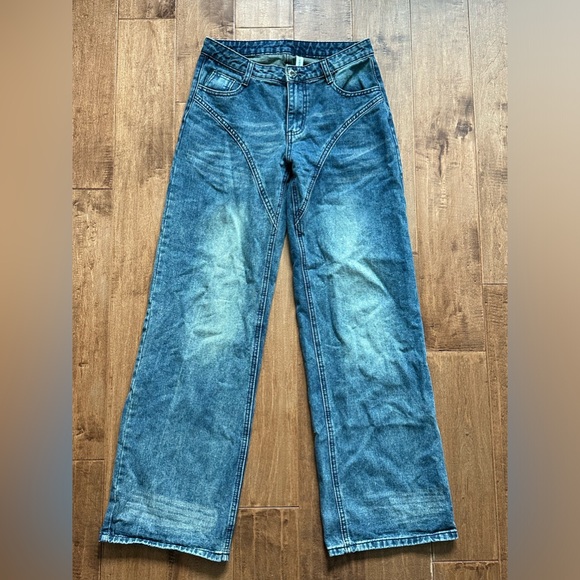 SAN SHENG Washed Jeans - Picture 3 of 4